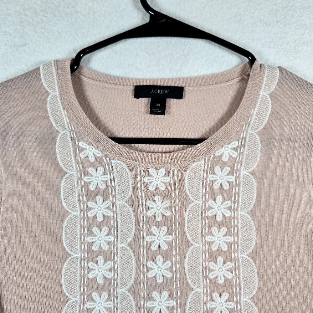 J Crew Embroidered 100% Merino Wool Sweatshirt Womens XS Pink Style Floral Print - Picture 2 of 9